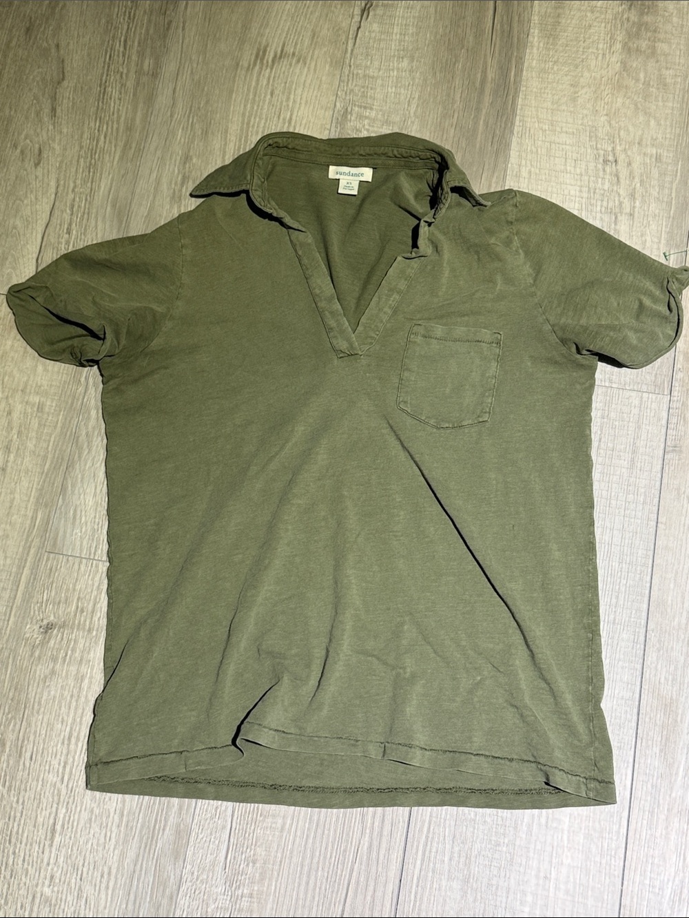 Sundance Olive Green Short Sleeve V‑Neck Polo with Chest Pocket